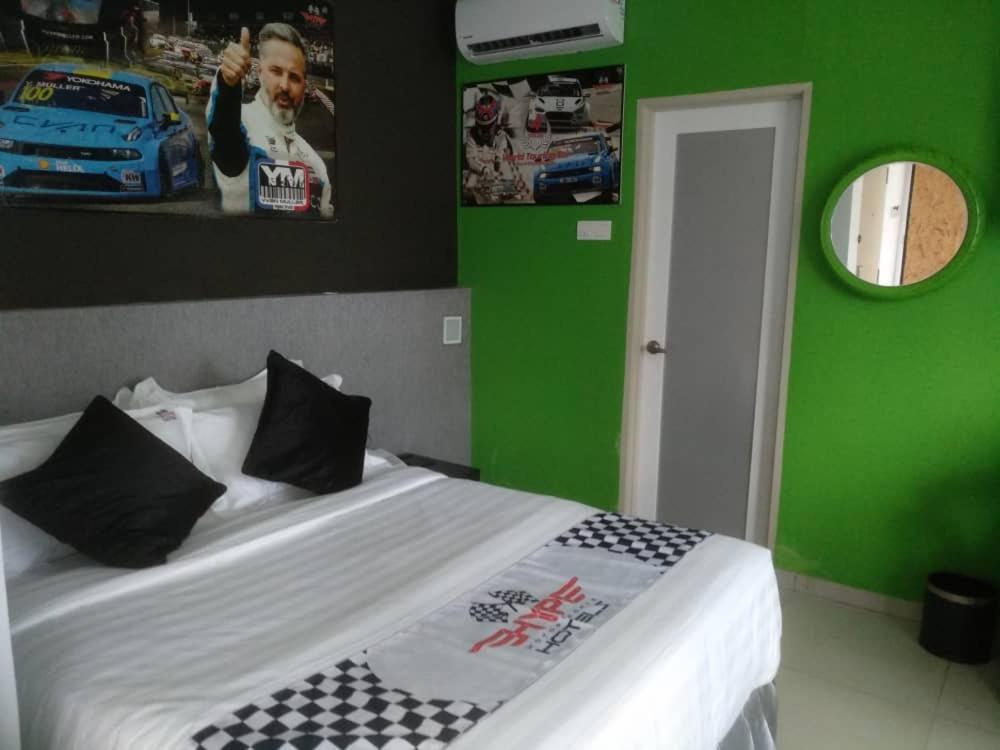 Hype Motorsports Hotel Port Dickson Exterior photo